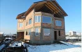 Casa individuala la rosu, 230 mp utili, teren de 466 mp! Zona Luna de Sus!