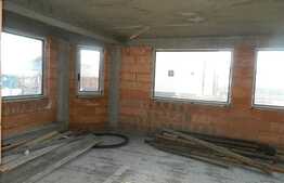 Casa individuala la rosu, 230 mp utili, teren de 466 mp! Zona Luna de Sus!