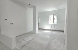 Apartament de vanzare, cu 3 camere, 65 mp, zona Blocuri, Campia Turzii
