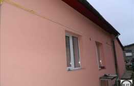 Casa cu 2 camere, 76 mp, teren 276 mp, partial mobilata, zona linistita!