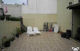 Casa 153 mp utili, pentru locuit si 110 mp spatiu comercial