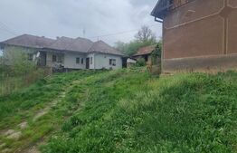 Casa individuala si 5.500 mp de teren intravilan, loc. Sanpaul, Cluj