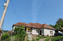 Casa individuala si 5.500 mp de teren intravilan, loc. Sanpaul, Cluj