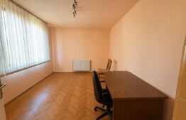 Casă individuală cu spațiu comercial, teren de 700 mp-Apahida