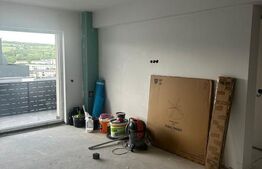 Apartament 2 camere, 40 mp, Parcare, Semifinisat, Petrom Baciu