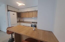 Studio lux Tractoru, impecabil, nou, cu parcare si boxa incluse.