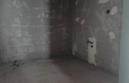 Apartament 3 camere, 2 bai, 64 mp, parcare, intermediar, zona Terra