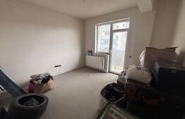 Apartament 3 camere, 2 bai, 64 mp, parcare, intermediar, zona Terra