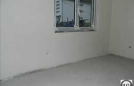 Triplex, 138 mp utili, teren 350 mp, zona linistita de case