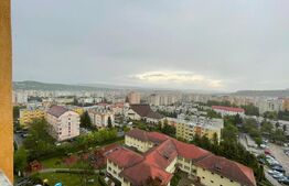 Apartament de 3 camere, decomandat, 74 mp, zona strazii Parang