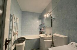 Apartament de 3 camere, decomandat, 74 mp, zona strazii Parang