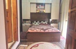 Apartament 2 camere decomandat cu 104 mp teren in acte etaj 2, Vila