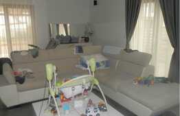 Vanzare casa individuala cu 232 mp utili, teren de 698 mp! Finalizata in 2014!