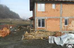 Casa individuala cu 120 mp, teren de 500 mp, zona de case! 