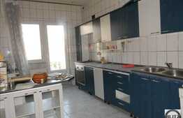 Casa cu 9 camere, 600 mp, teren 600 mp, cartierul Gheorgheni!