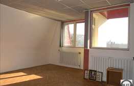 Casa cu 9 camere, 600 mp, teren 600 mp, cartierul Gheorgheni!