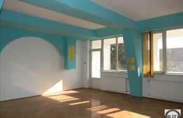 Casa cu 9 camere, 600 mp, teren 600 mp, cartierul Gheorgheni!