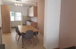 Casa 4 camere, 160 mp, parcare, gradina 100 mp, zona Bucium