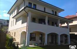 Casa individuala, 270 mp, teren 610 mp, zona Campului