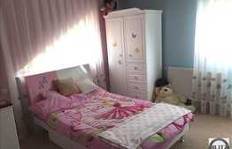 Casa cocheta cu 5 camere, imobil nou, 240 mp, teren 400 mp