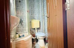 Apartament 4 camere Tractorul/ 2 bai/ 2 spatii de depozitare/etaj intermediar