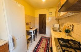 Apartament 4 camere Tractorul/ 2 bai/ 2 spatii de depozitare/etaj intermediar