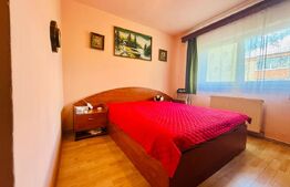 Apartament 4 camere Tractorul/ 2 bai/ 2 spatii de depozitare/etaj intermediar