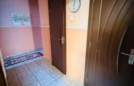 Apartament 4 camere Tractorul/ 2 bai/ 2 spatii de depozitare/etaj intermediar