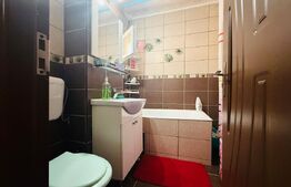 Apartament 4 camere Tractorul/ 2 bai/ 2 spatii de depozitare/etaj intermediar