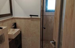 Apartament la casă, 70 mp, parcare, zona Vivo