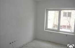 Vanzare 2 camere, 56,26 mp , GRADINA de 34 mp, zona Polus Center