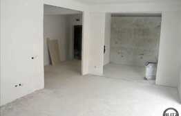 Vanzare 2 camere, 56,26 mp , GRADINA de 34 mp, zona Polus Center