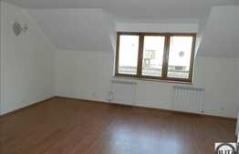 Vanzare casa 5 camere, 260 mp, teren 410 mp, front 12.5 ml, zona linistita!