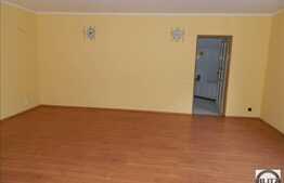 Vanzare casa 5 camere, 260 mp, teren 410 mp, front 12.5 ml, zona linistita!