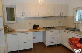 Vanzare casa 5 camere, 260 mp, teren 410 mp, front 12.5 ml, zona linistita!