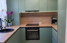 Apartament de vanzare, 3 camere, 2 bai, garaj + boxa, zona Subcetate