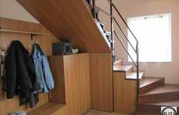 Vanzare casa 386.59 mp plus ANEXA! Teren de 640 mp! La cateva minute de E60!