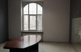 Spațiu de birouri de închiriat | Parter | Zonă centrală