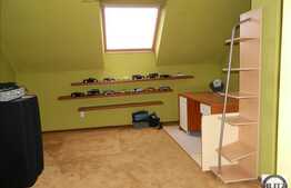 Casa demolabila plus teren 1250 mp