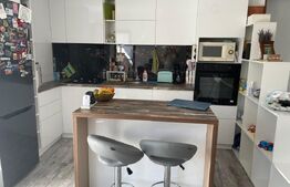 Apartament cu 2 camere, 56mp, balcon 6mp, parcare inclusa, la cheie, in Apahida