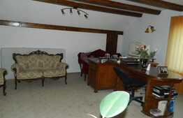 Casa individuala cu 240 mp, teren de 700 mp, imobil nou! Zona E60!