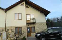 Vanzare duplex cu 130 mp, teren de 250 mp, zona de case! Imobil nou!