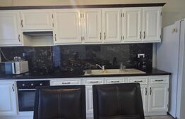 Apartament 64mp utili, balcon, etaj intermediar, parcare, zona Eroilor
