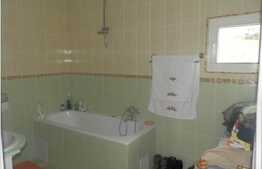 Casa individuala cu 175 mp utili, teren de 950 mp! Zona linistita, de case!