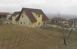 Casa individuala cu 175 mp utili, teren de 950 mp! Zona linistita, de case!