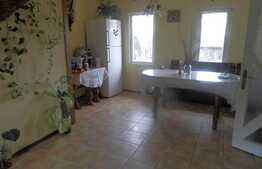 Casa individuala cu 175 mp utili, teren de 950 mp! Zona linistita, de case!