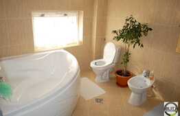 Casa individuala de vanzare , 216 mp , 932 teren, garaj, zona Vivo 