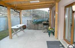 Casa individuala de vanzare , 216 mp , 932 teren, garaj, zona Vivo 