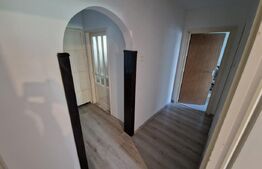 Apartament 3 camere, 65 mp, decomandat, 2 bai, zona Primăverii, Manastur