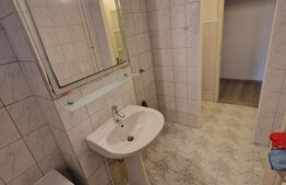 Apartament 3 camere, 65 mp, decomandat, 2 bai, zona Primăverii, Manastur